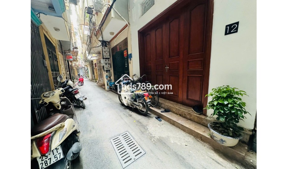 NHÀ PHÂN LÔ PHÙNG HƯNG – NGÕ THÔNG – GẦN PHỐ – NHÀ DÂN XÂY CHẮC CHẮN – GIÁ 11.5 TỶ